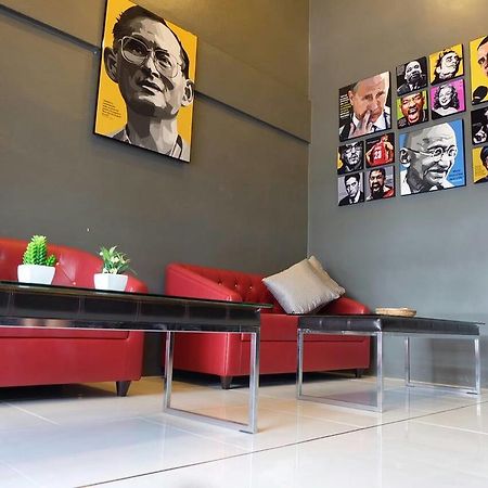 Rockstel Loma Hostel Phuket Εξωτερικό φωτογραφία